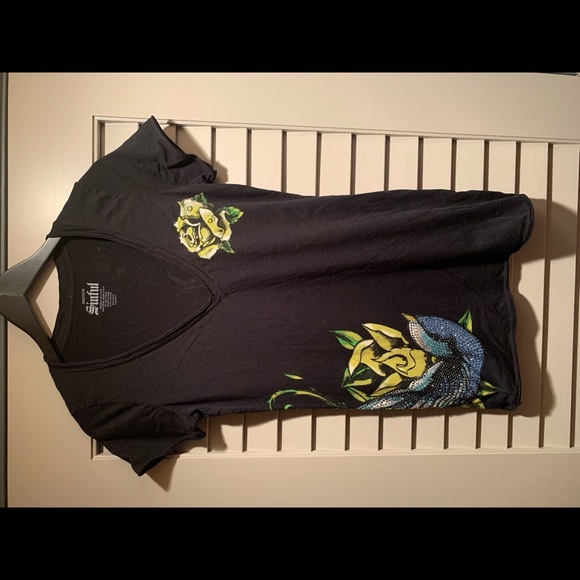 *Rare* Sinful Rhinestone Bird & Rose Shirt - Picture 8 of 9